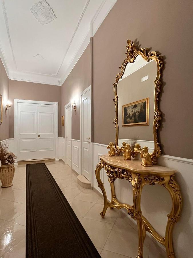 Апартаменты La Dimora Del Principe Неаполь Экстерьер фото